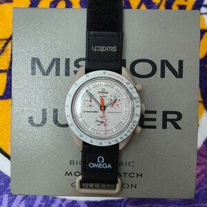 NWT Swatch X Omega Moonswatch Mission To The Jupiter Watch